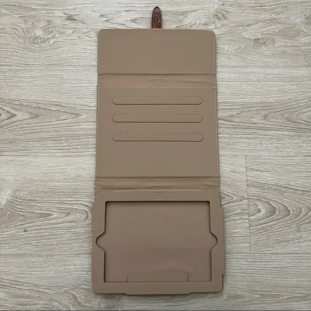 Tablet iPad messenger inspired case